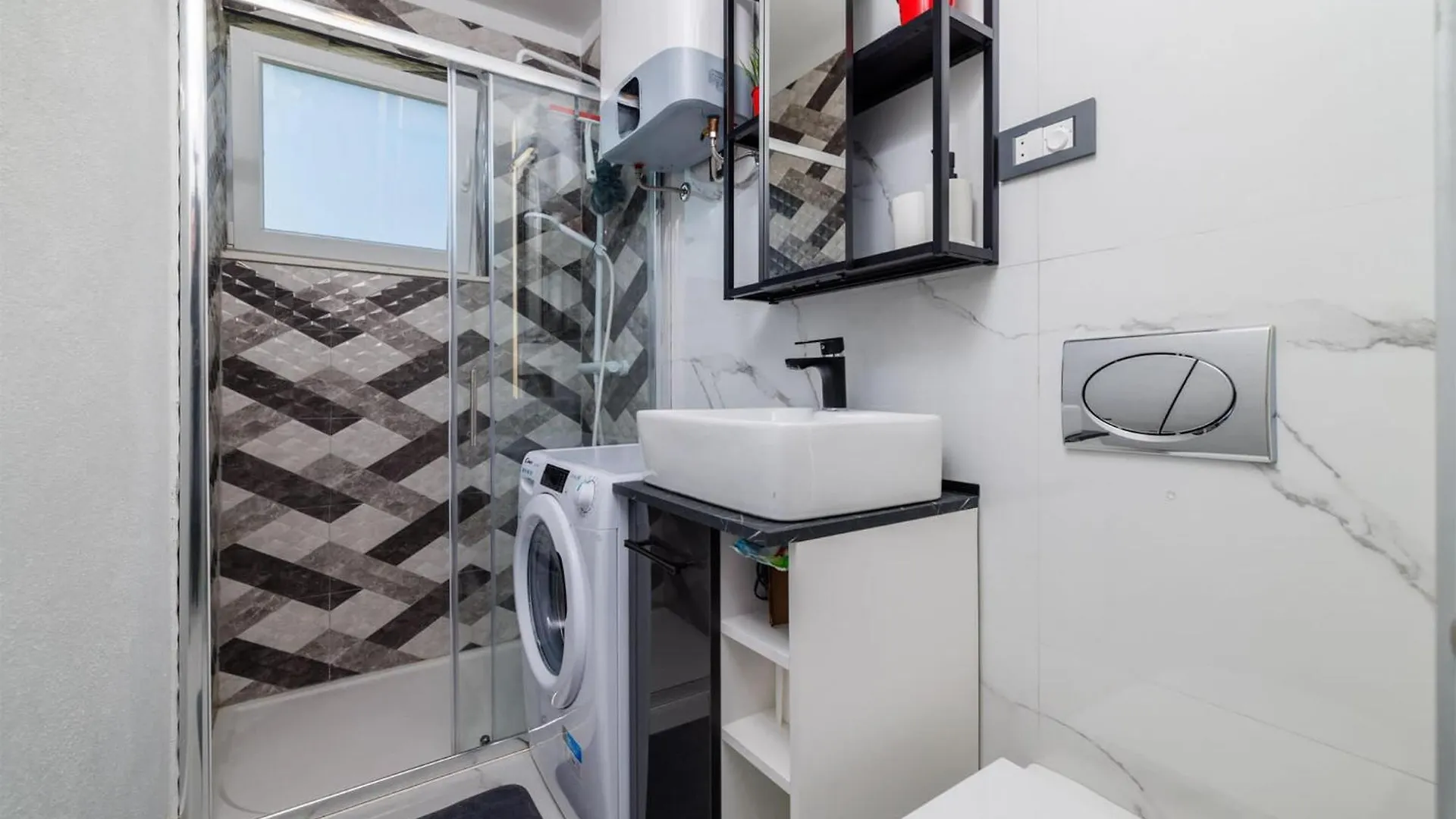 Lovely Apartment In Crikvenica With Wifi كرواتيا